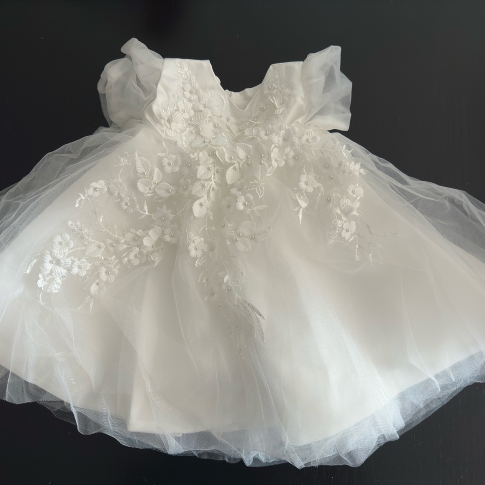 Baby girl white dress